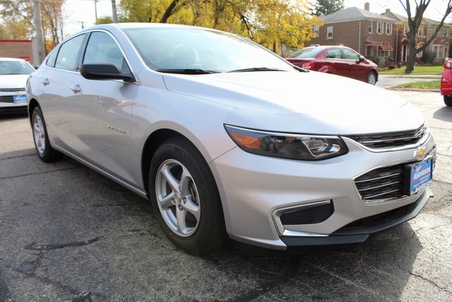 New 2018 Chevrolet Malibu Ls 4d Sedan In Merrillville 000j2226 New 2018 Chevrolet Malibu Ls