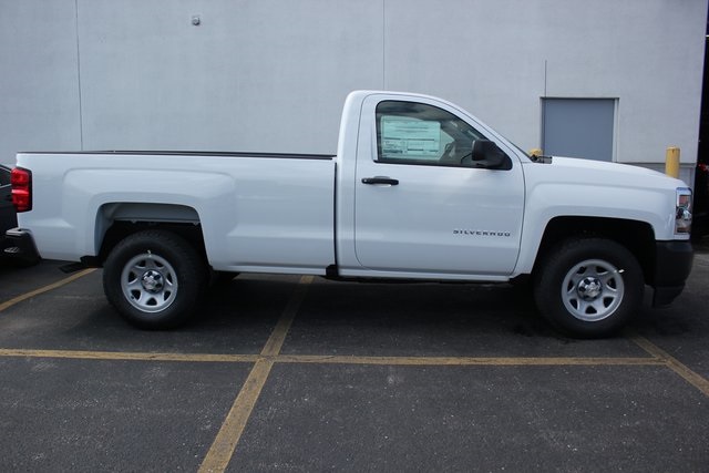 New 2018 Chevrolet Silverado 1500 Wt 2d Standard Cab In Merrillville New 2018 Chevrolet Silverado 1500 Wt